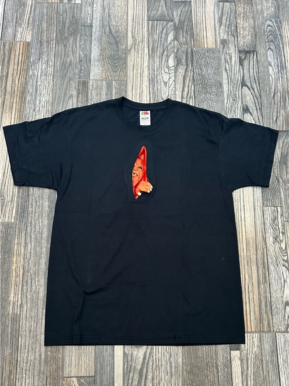 👁️ Vintage Horror Alien 3D Rubber Busting Thru The Chest Tee - RARE